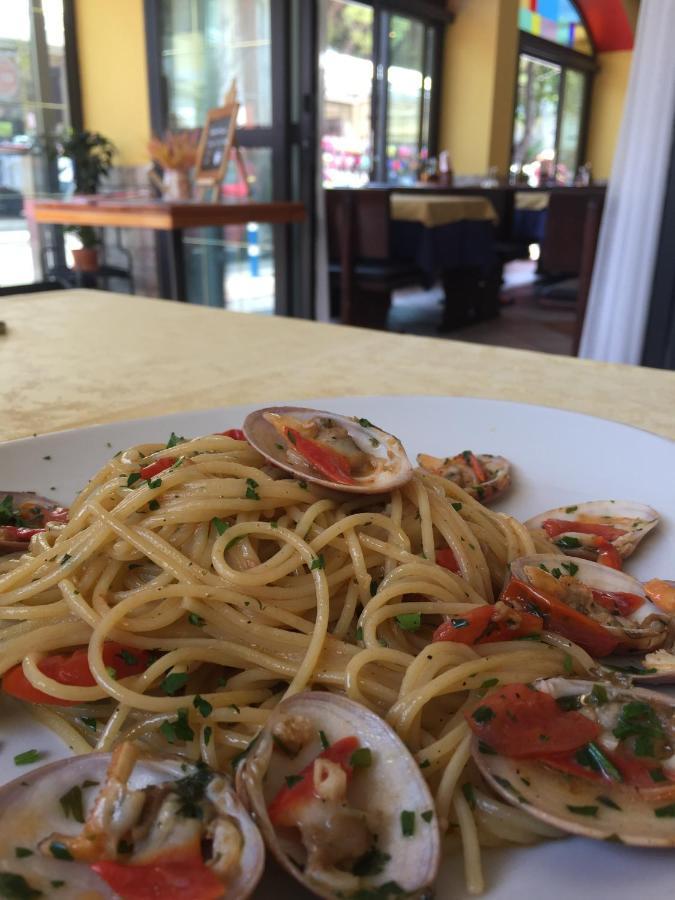 Casa Merano Residence & Ristorante Bibione - Apartments المظهر الخارجي الصورة